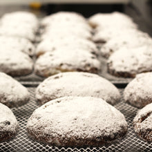 Charger l'image dans la galerie, Stollen allemand - Gâteau de Noël (750g)